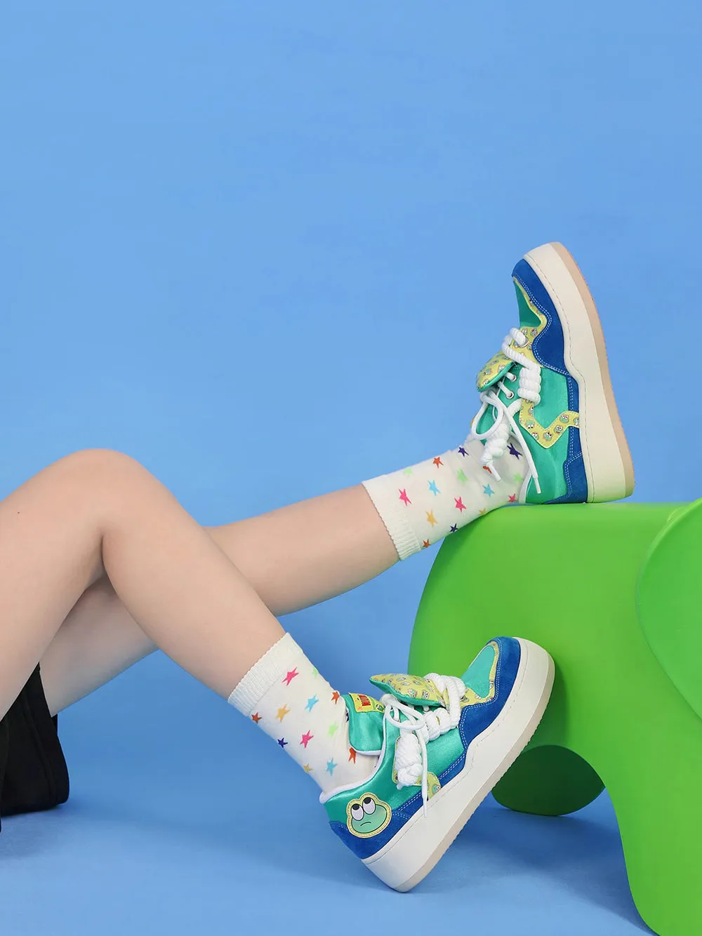 Cartoon frog print puffy sneakers