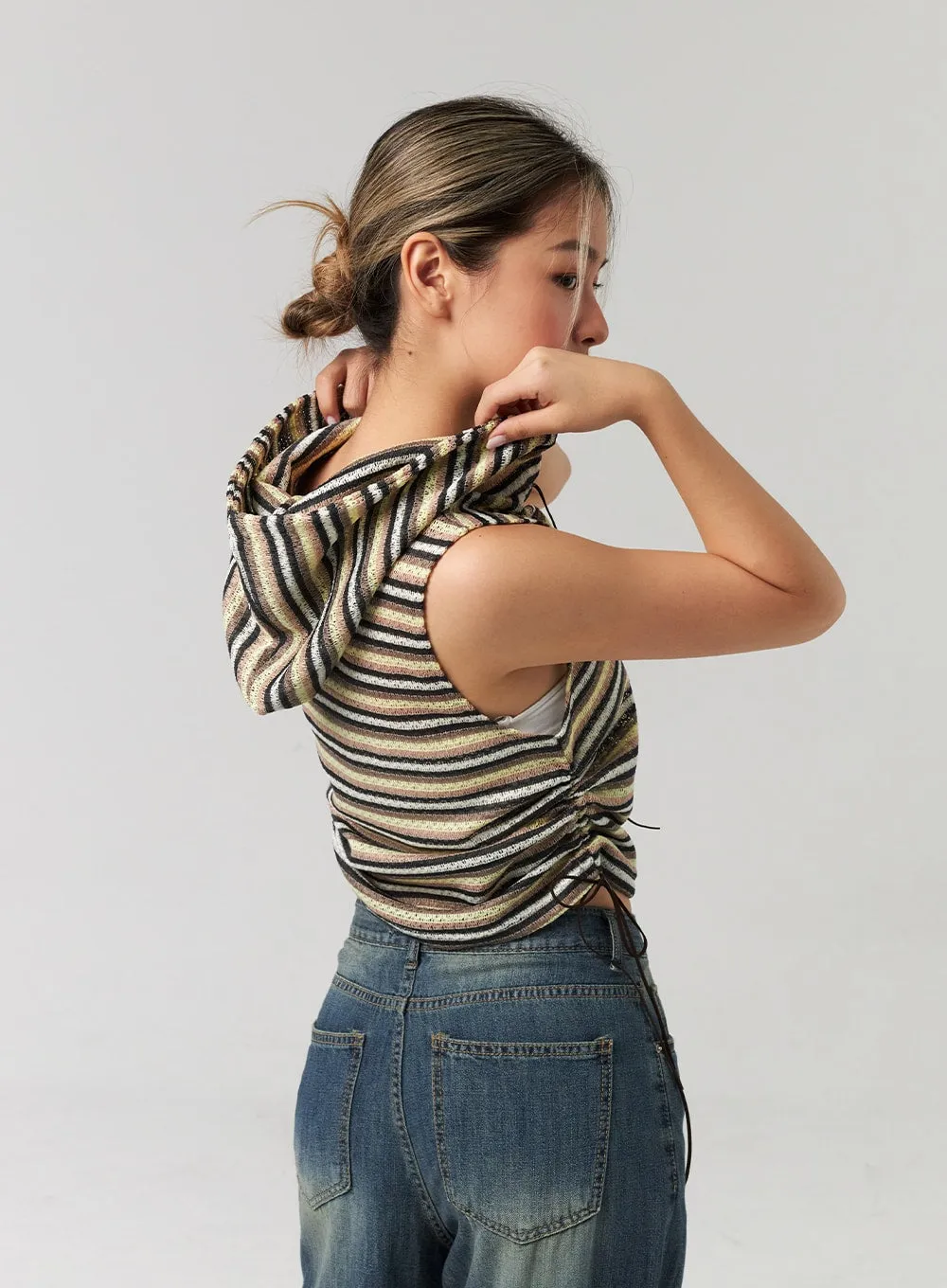 Sleeveless Stripe Hoodie CL305